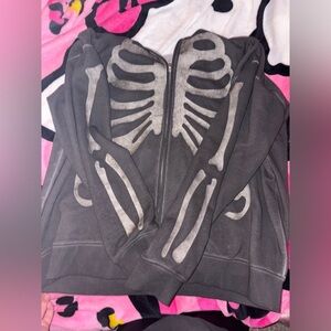 Skeleton gray zip-up hoodie